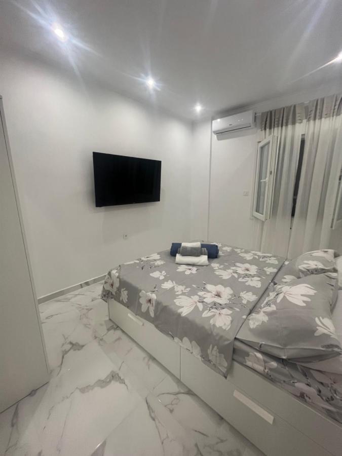 White Apartment Athens Luaran gambar