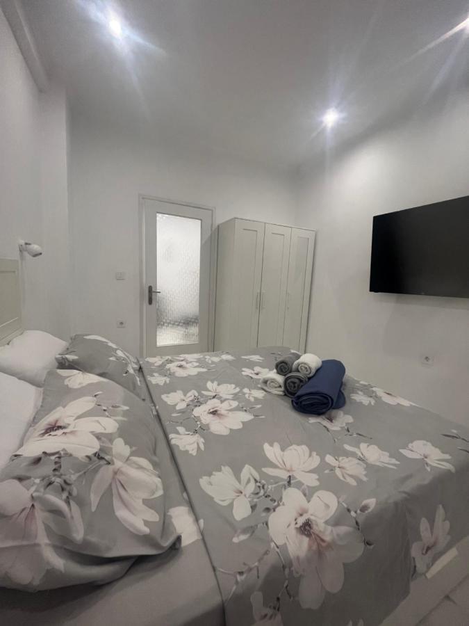 White Apartment Athens Luaran gambar