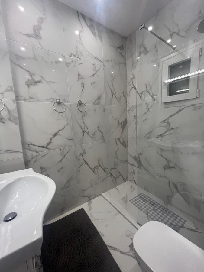 White Apartment Athens Luaran gambar