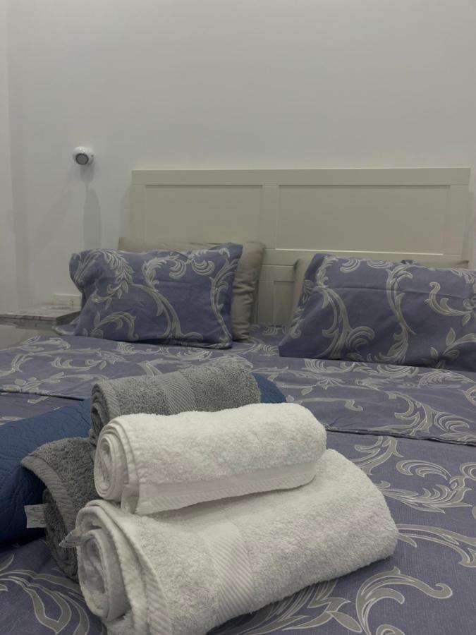 White Apartment Athens Luaran gambar