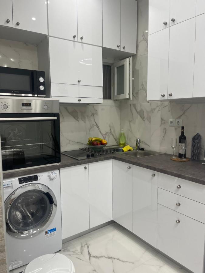 White Apartment Athens Luaran gambar