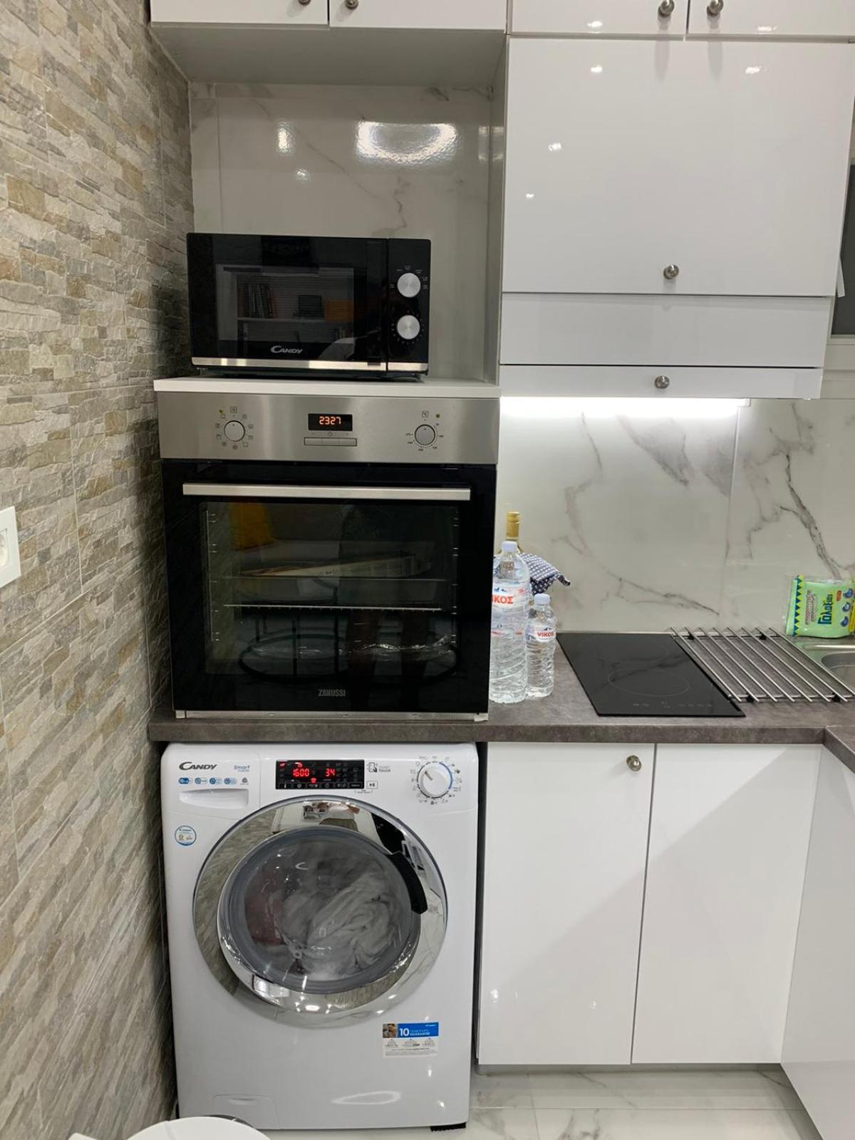 White Apartment Athens Luaran gambar