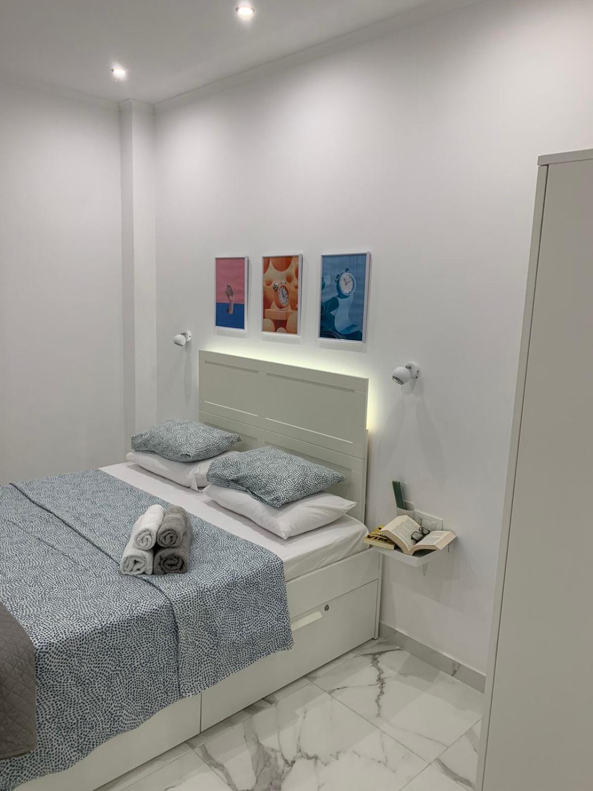 White Apartment Athens Luaran gambar